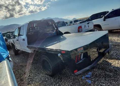 2018 Ford F350 Super Duty из США, поврежденный, VIN 1FD8W3H65JEB00672